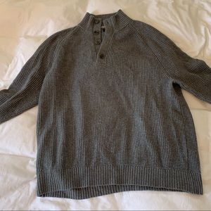 Banana Republic Gray Waffle Button Sweater Size XL